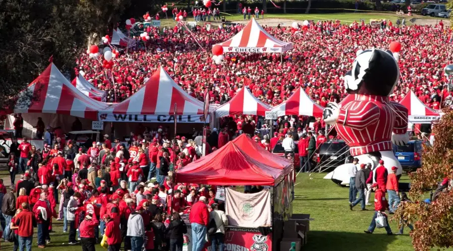 College Football Roadshow Tips for Maximum Fan Engagement